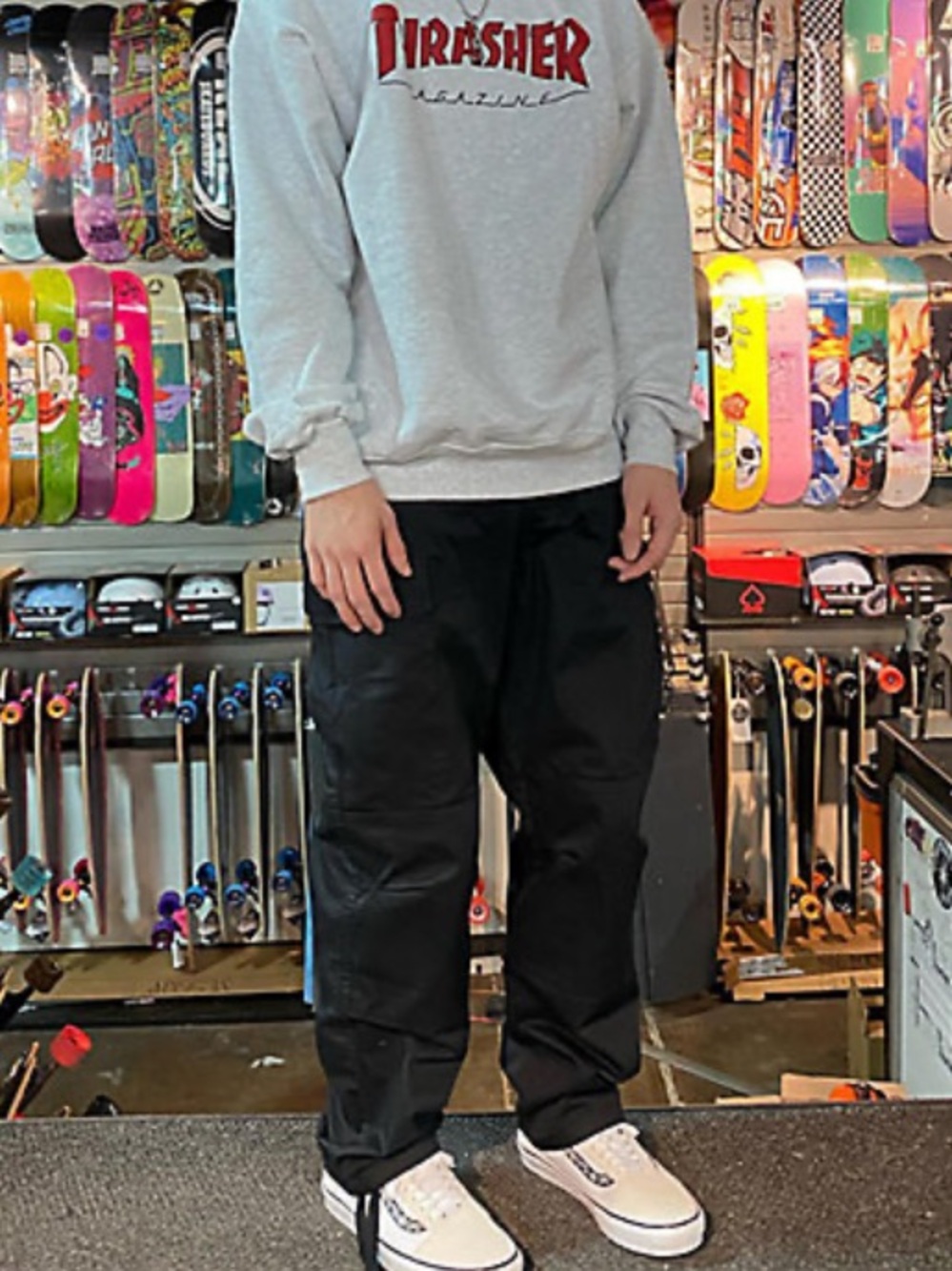 EMPYRE GUY BLACK CARGO PANT LOOSE FIT SK8 BAGGY
WIDE LEG